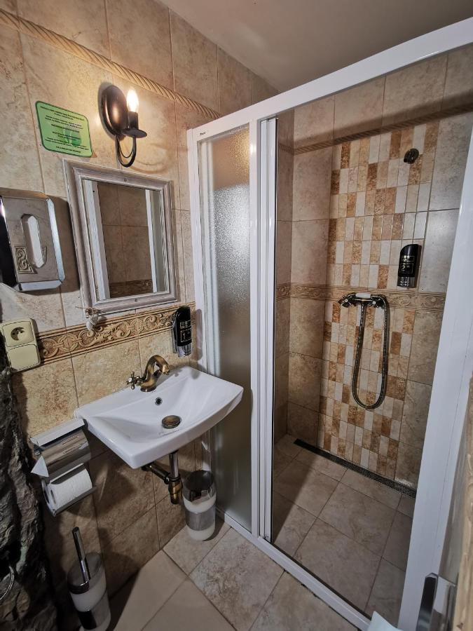 Hotel U Cisare Iii. Mělník Extérieur photo