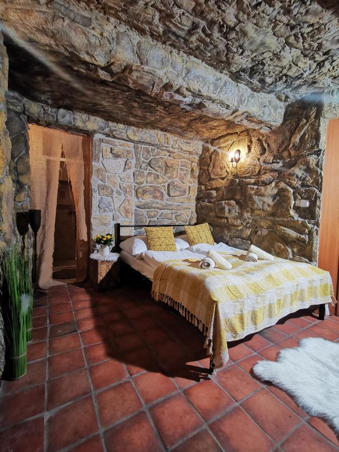 Hotel U Cisare Iii. Mělník Extérieur photo